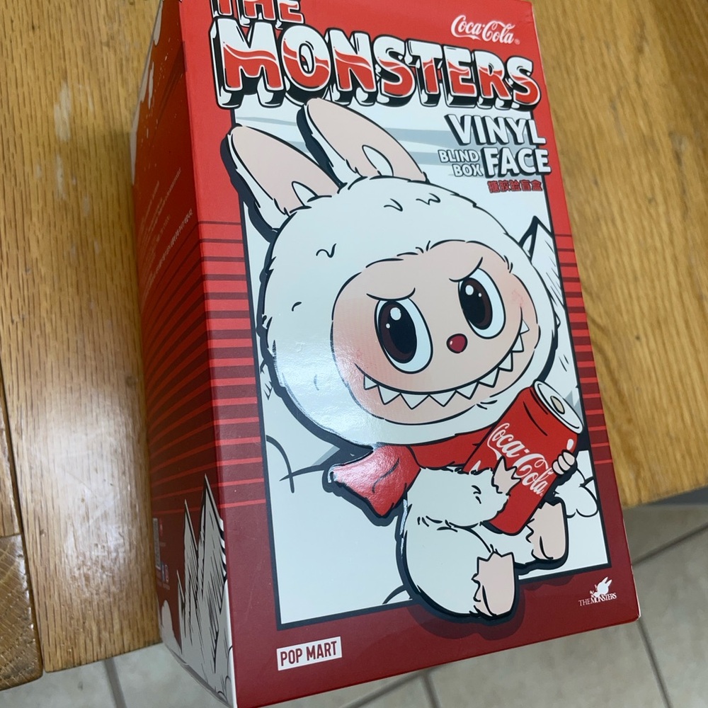 Coca-Cola Pop Mart Collectible Box Art- VerifiedAuthentic , fast shipping,-Rare